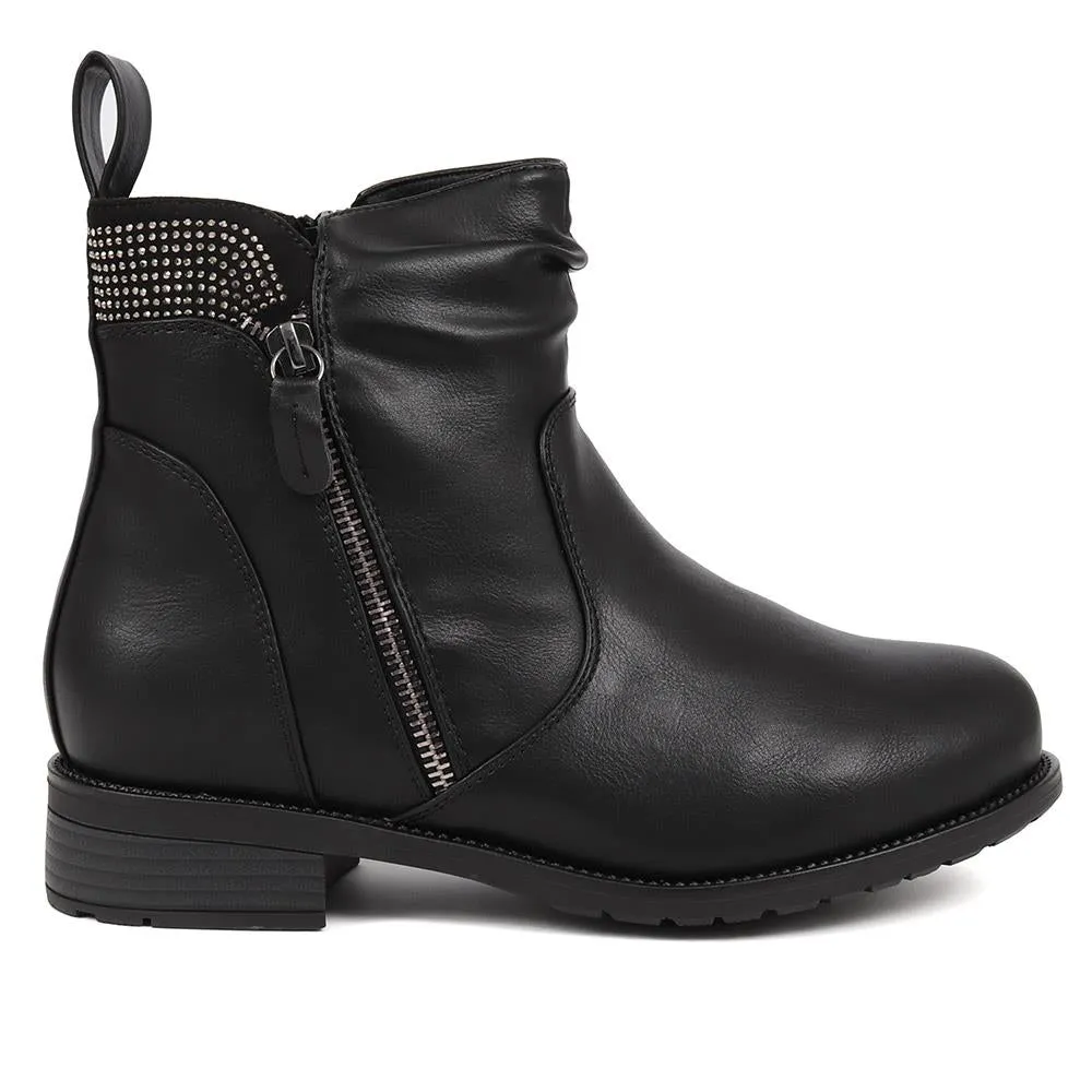 Patent Ankle Boots - BARSIA / 324 543