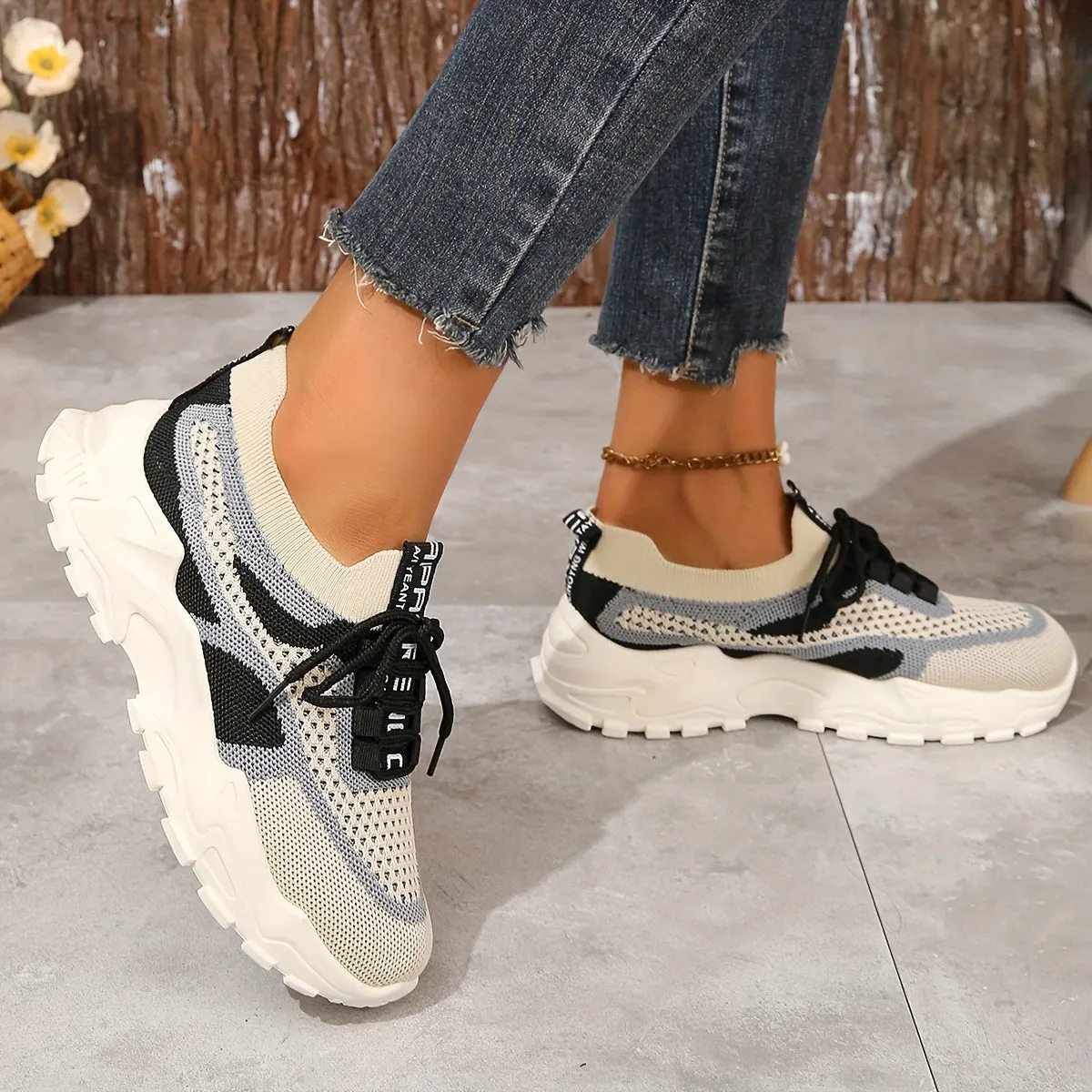 Stylish Womens Mesh Platform Sneakers Comfy Outdoor Sport Shoes