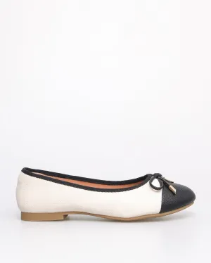 Tomaz FL048 Ladies Ribbon Two Tones Flats (Cream/Black)