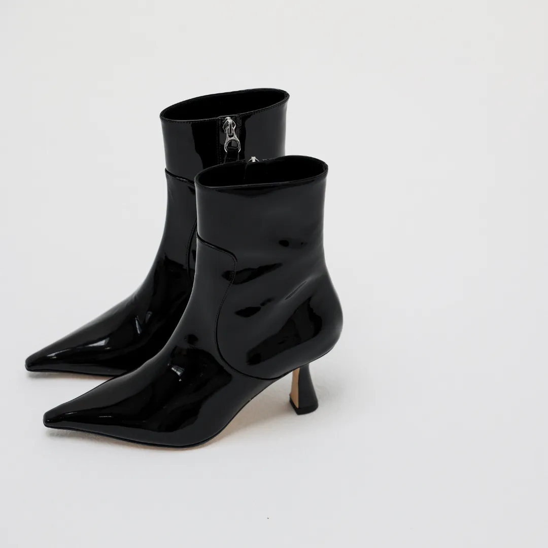 ZURI | Patent Leather Black