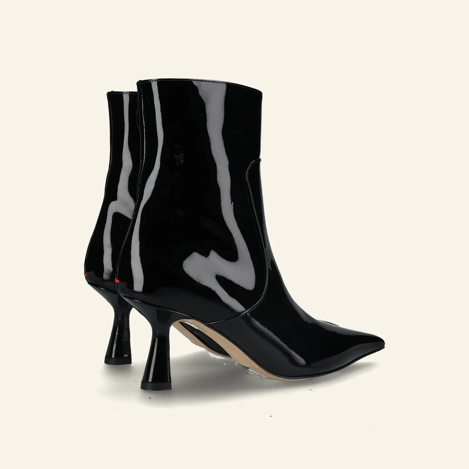 ZURI | Patent Leather Black